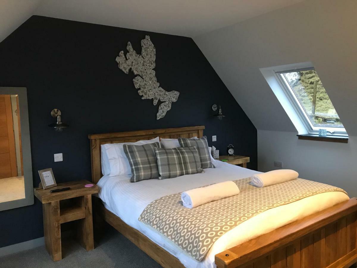Kilmaluag The Bridge B&B מראה חיצוני תמונה